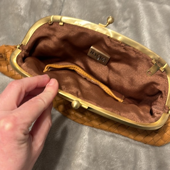 Tan Urban Outfitters Woven Purse Gold Hardware - Picture 4 of 13